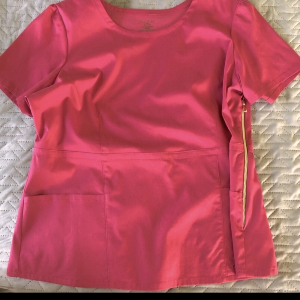 Jaanuu scrub set